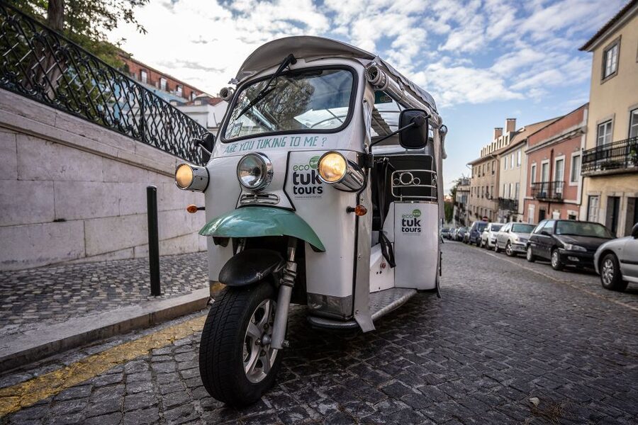 Lisbon: Guided Tuk-Tuk Tour Along the Historic Tram Line 28 - Following the Tram 28 route through Alfama and Graça