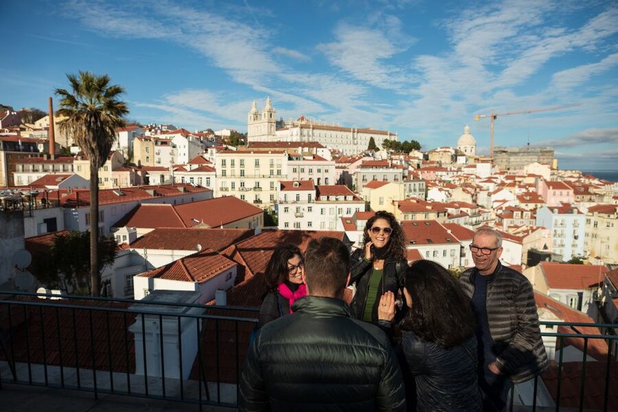 Lisbon: Half-Day Private Guided Tuk-Tuk Tour - Belém’s monuments and the pastry stop