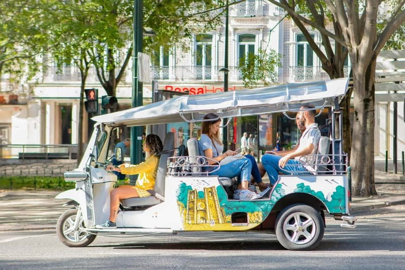 Lisbon: Half-Day Private Tuk Tuk Tour - From central Lisbon to Praça Luís de Camões