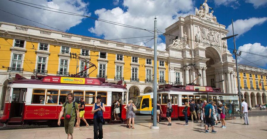 Lisbon: Hills Red Tram Tour by Tram 28 Route 24-Hour Ticket - Key points to know before you go