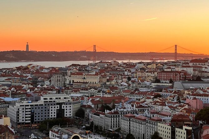 Lisbon: Historic City Tour by Tuk-Tuk - Key points at a glance