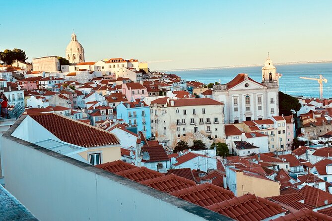 Lisbon: Historic City Tour by Tuk-Tuk - Graça and Senhora do Monte