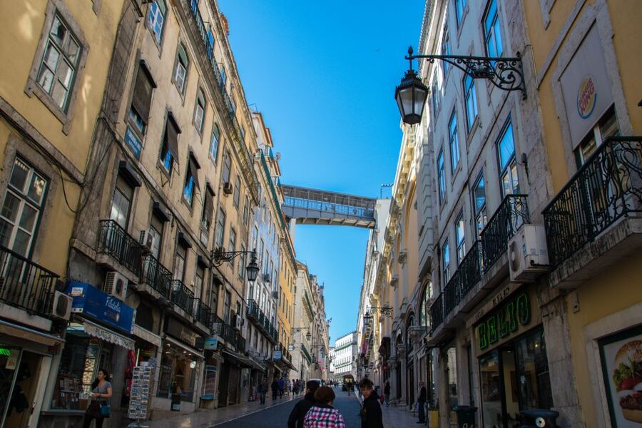 Lisbon: Historical Tour on a Tukxi - Who will get the most from this tour