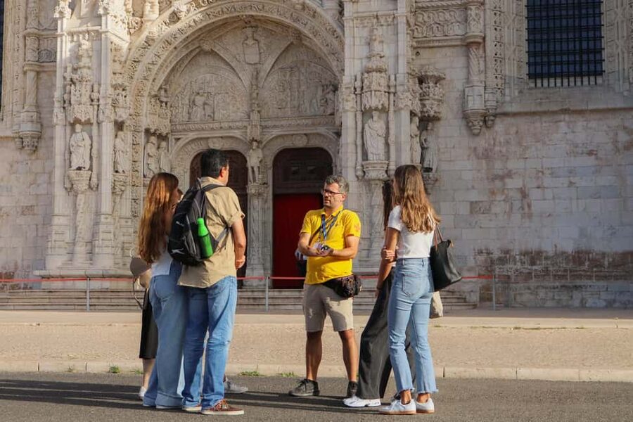 Lisbon: Historical Walking Tour with Jeronimos Monastery - Why Belém works best with a guide