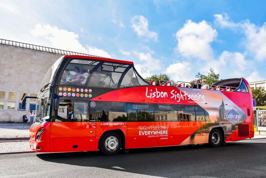 Lisbon: Hop-On Hop-Off Bus Tour - Orient Line: modern Lisbon at Parque das Nações