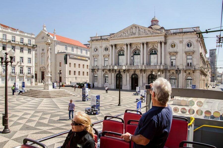 Lisbon: Hop-On Hop-Off Bus Tour - How the ticket compares with exploring on foot