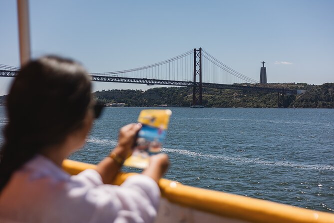 Lisbon Hop-On Hop-Off Bus Tour and River Cruise - Key points to know before boarding