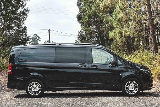 Lisbon Hotel to Airport Premium transfer - Key points to know before booking