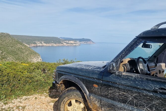 Lisbon: Jeep and Boat Adventure to Arrábida + Hotel Pick-Up - A short look at Azeitão’s handmade tiles