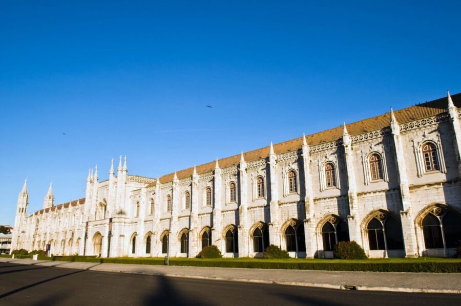 Lisbon: Jerónimos Monastery E-Ticket and Audio Guide - What the $33 price gets you