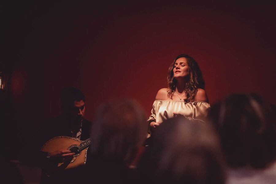 Lisbon: Live Fado Show with Port Wine in Historic Center - The venue: intimate, but not a dinner show