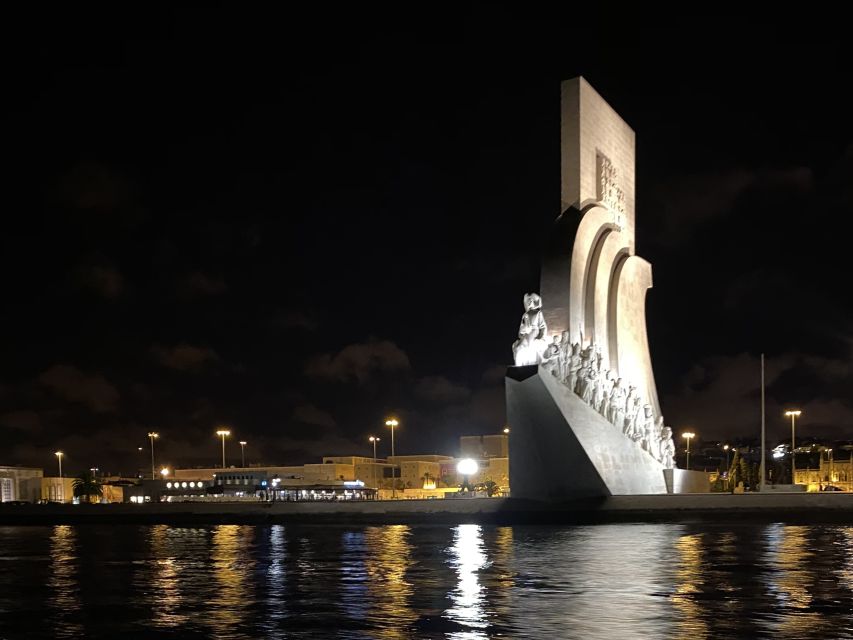 Lisbon: Luxury Sailboat Cruise at Night - What the two-hour format means for you