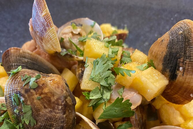 Lisbon Market and Food Tour with Cooking Class and Lunch - Starting at R. Bernardim Ribeiro 9 at 9:30 am