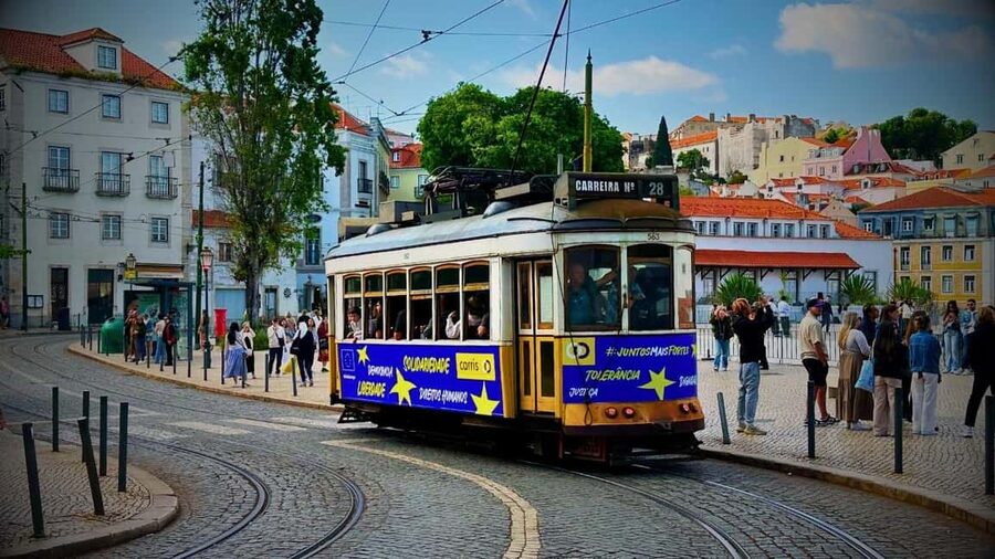 Lisbon: Old Town Tuk-Tuk Tour - Why a tuk-tuk works well in Lisbon’s old town