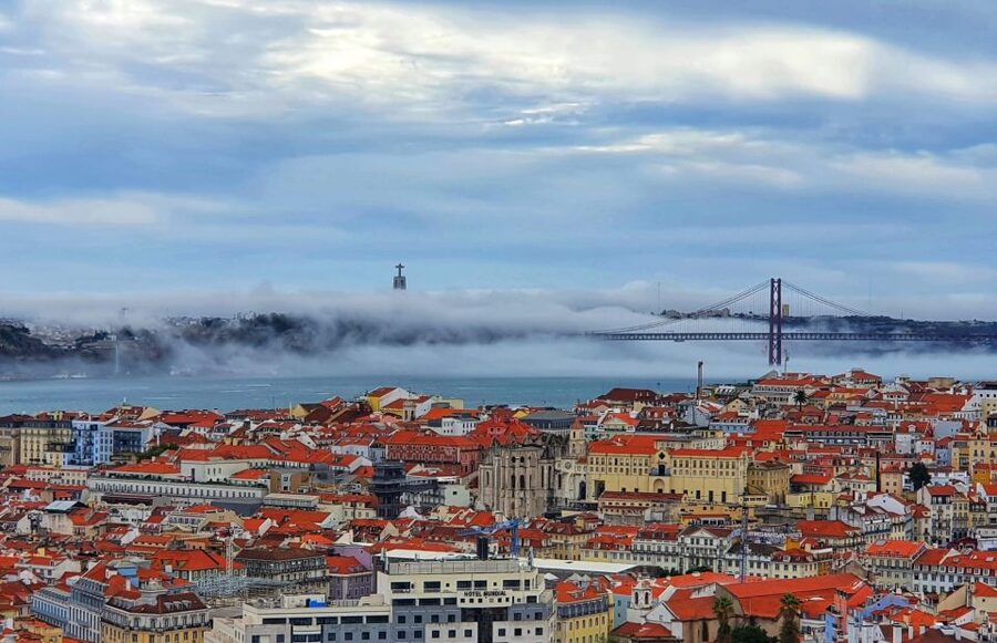 Lisbon: Old Town TukTuk Tour and Scenic Viewpoints in Alfama - Choosing between 1.5, 2, and 3.5 hours