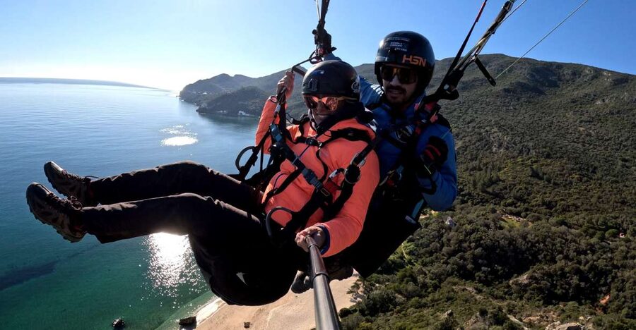 Lisbon: Paragliding Tandem Flight - What to wear and what to avoid