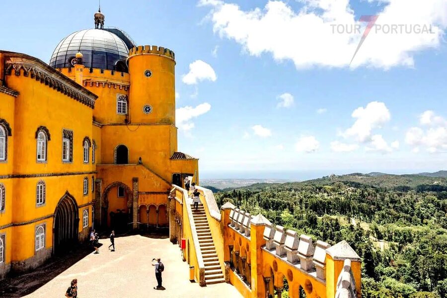 Lisbon: Pena Palace, Moorish Castle, Qta. Regaleira & Sintra - Quinta da Regaleira and the Initiation Well
