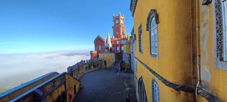 Lisbon: Pena Palace, Regaleira, Sintra, and Cascais Day Trip - How the small group changes the day