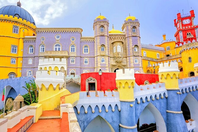 Lisbon: Pena Palace, Sintra CaboRoca Cascais Day Tour Small Group - Cascais, a polished finish by the sea