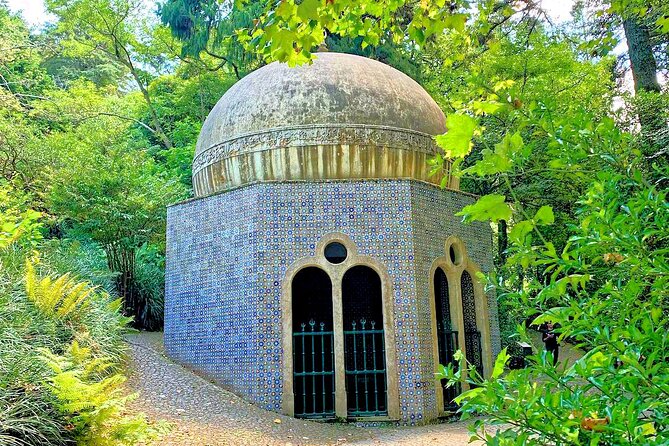 Lisbon: Pena Palace, Sintra CaboRoca Cascais Day Tour Small Group - Should you book it?