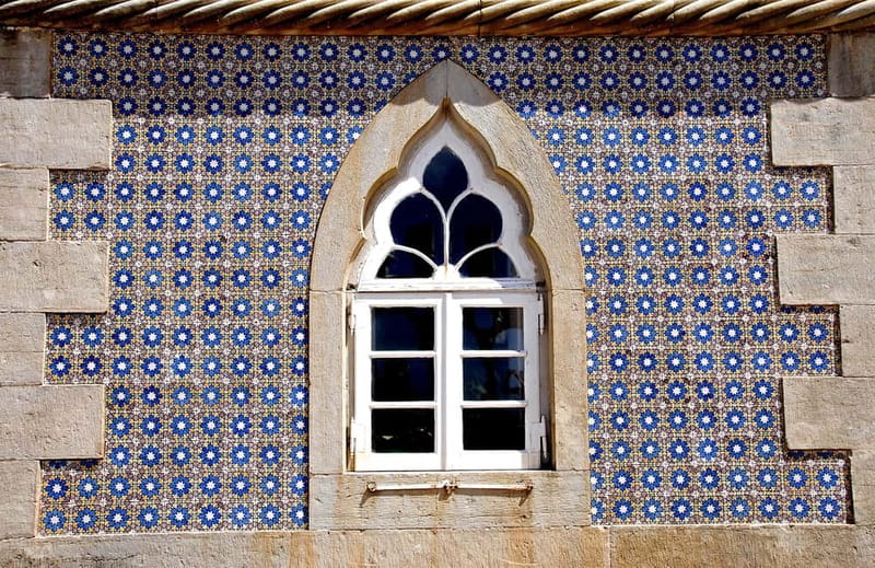 Lisbon: Pena Palace, Sintra, Regaleira, Roca, Cascais Tour - Cascais and Estoril: a gentler final act