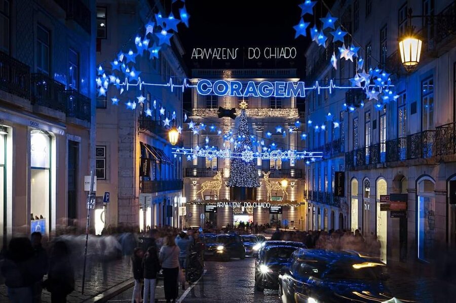 Lisbon: Private Christmas Lights Tour by Eco Tuk Tuk - Timing, punctuality, and cancellation
