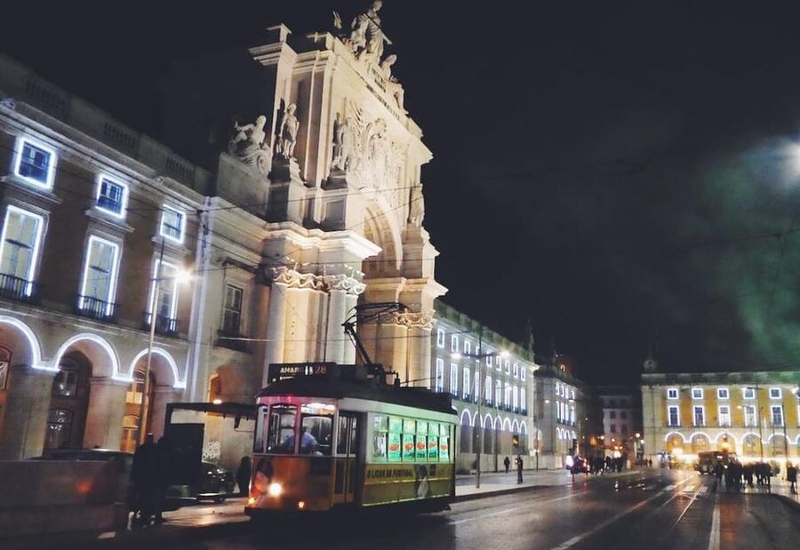 Lisbon: Private Christmas Lights Tour by Eco Tuk Tuk - Meeting near Time Out Market