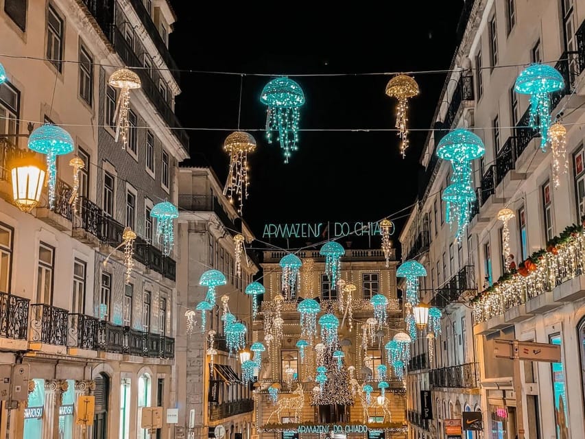 Lisbon: Private Christmas Lights Tour by Eco Tuk Tuk - Baixa Pombalina and Commerce Square