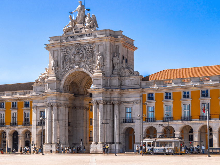 Lisbon: Private City Tour by Tuk-Tuk - Your guide, the photos, and the pace