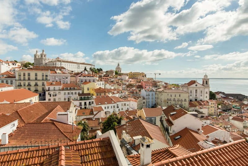 Lisbon: Private Grand Experience City Tour - Key points at a glance