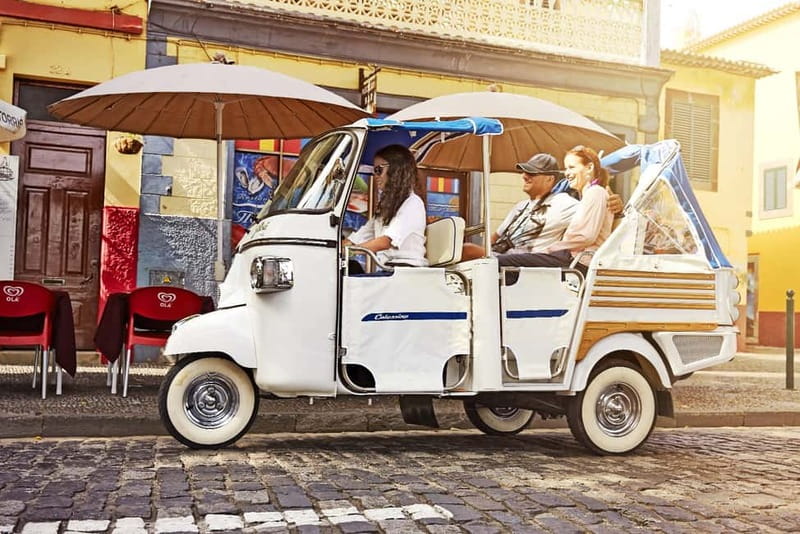 Lisbon: Private Grand Experience City Tour - Alfama, Mouraria, and Graça: Lisbon’s old hills