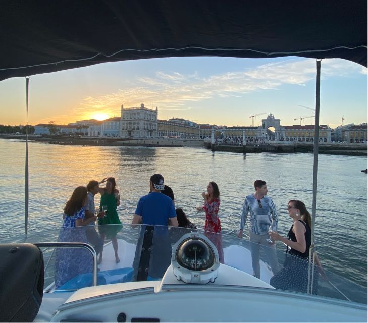 Lisbon: Private Luxury Catamaran Tour with Welcome Drink - Why Lisbon looks better from the Tagus