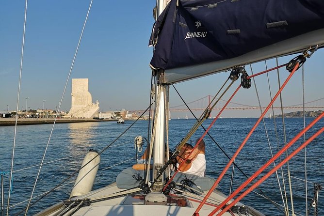 Lisbon Private Sailing Cruise, drink included (options: 2h, 3h, 4h, 6h or 8h) - Leaving from Doca de Belém