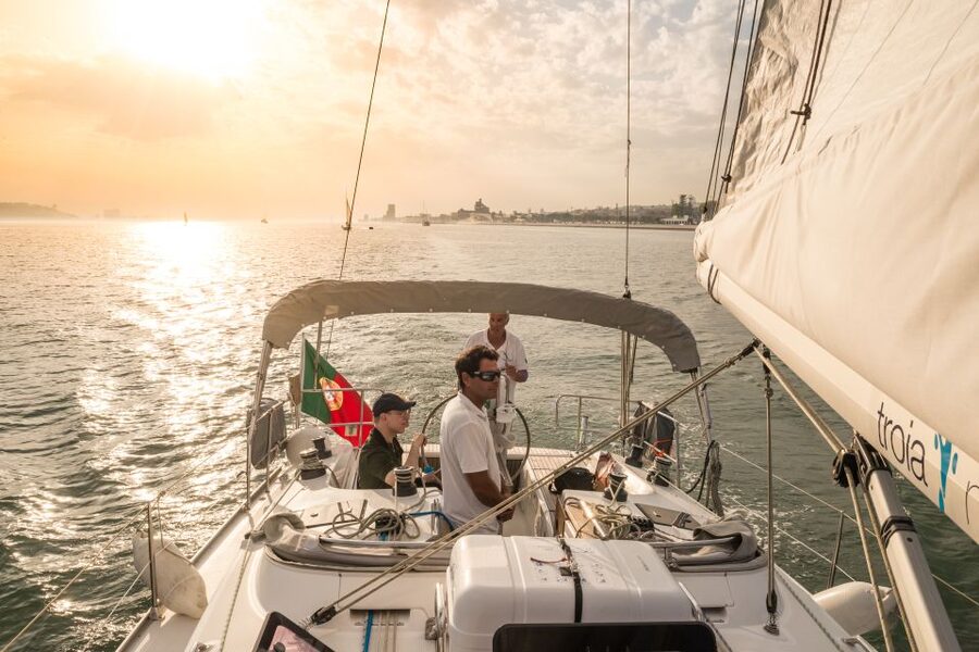 Lisbon: Private Sunset Cruise on the Tagus River with Drink - Under the 25 de Abril Bridge