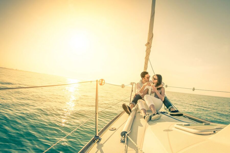 Lisbon: Private Sunset Sailing Tour with Champagne - Crossing toward Cristo Rei and the south bank