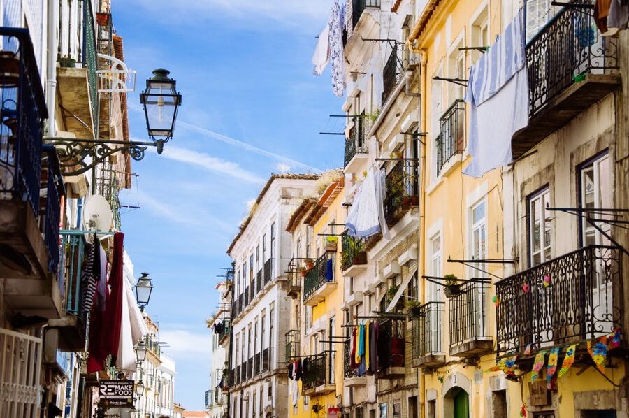 Lisbon: Private Tour with Locals – Highlights & Hidden Gems - The lesser-known corners are the real payoff