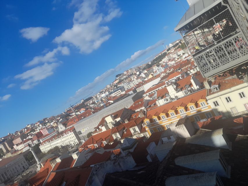 Lisbon: Private Tuk-Tuk Tour for 2 hours - Senhora do Monte, the tour’s big viewpoint