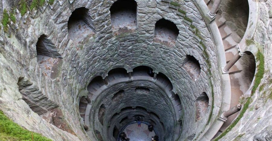 Lisbon: Regaleira, Sintra, Cape Rock & Cascais Day Trip - Sintra’s town center in 30 minutes