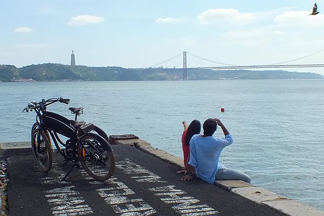 Lisbon Regular or Electric Bike Rental - Key points to know before you ride