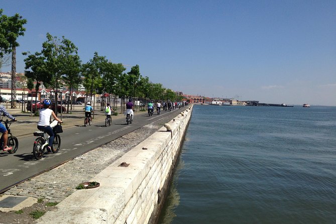 Lisbon Regular or Electric Bike Rental - Regular bike or e-bike: which makes sense?