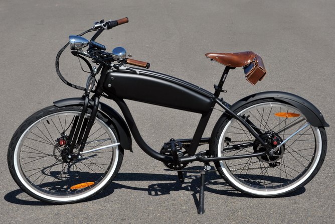 Lisbon Regular or Electric Bike Rental - Lisbon’s steep center, from the castle to Rossio