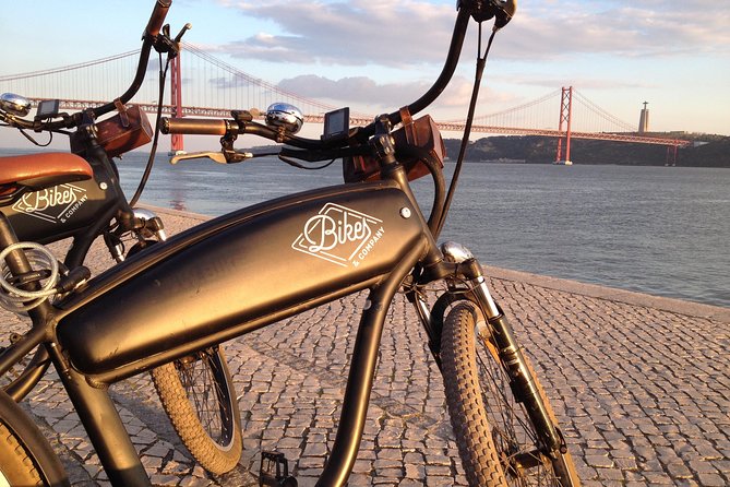 Lisbon Regular or Electric Bike Rental - The riverside ride to Belém