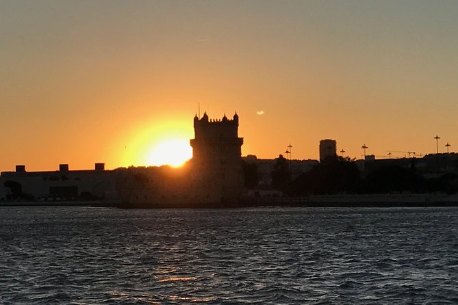 Lisbon River Sunset Sailing Cruise - Why a Tagus sunset changes Lisbon