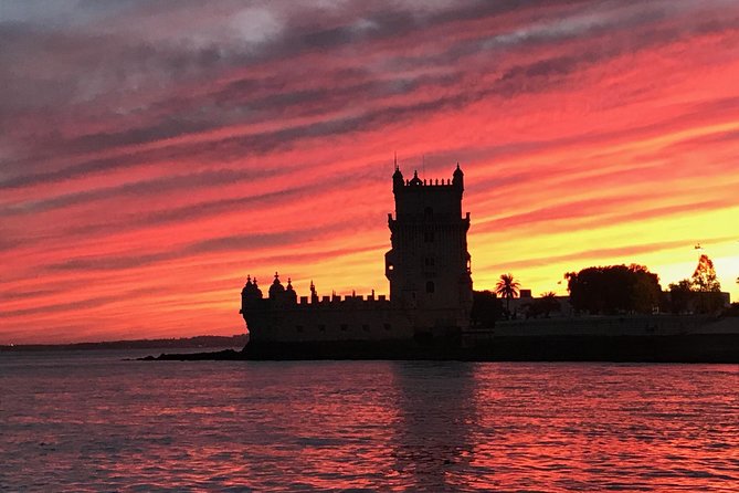 Lisbon River Sunset Sailing Cruise - Praça do Comércio from the Tagus
