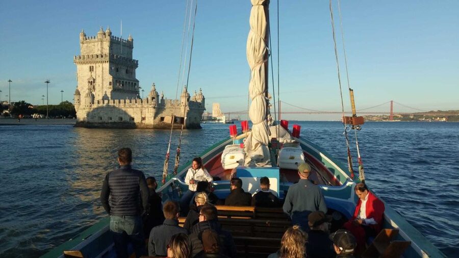 Lisbon: River Tagus Sightseeing Cruise in Traditional Vessel - Santa Engrácia and the view toward Christ the King