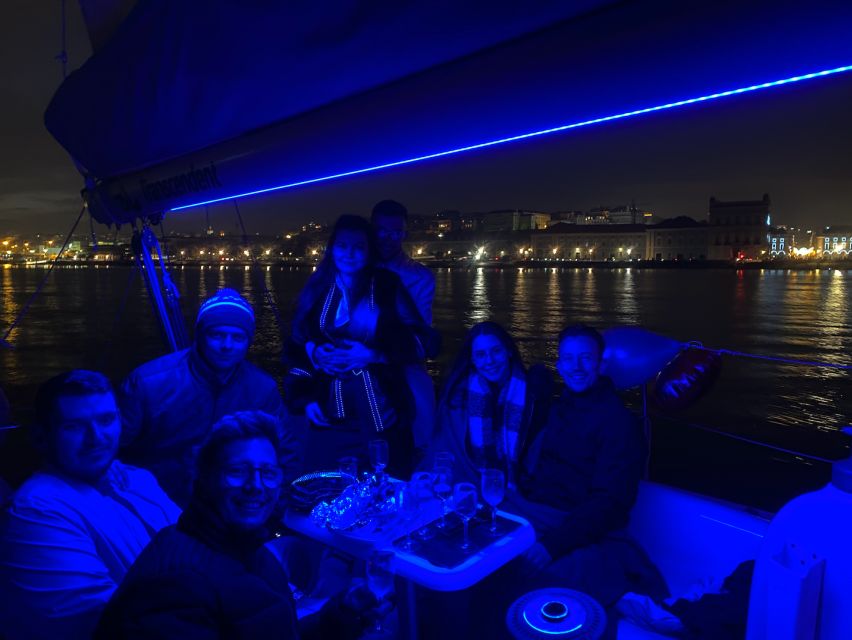 Lisbon: Sailboat Tour w/ Local Guide and Open Bar Green Wine - Is $35 a fair price for two hours?