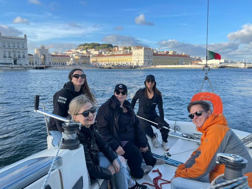 Lisbon: Sailing Sunset - Key points at a glance