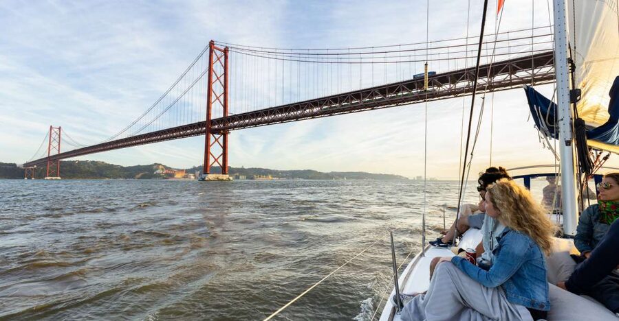 Lisbon: Sailing Tour on the Tagus River - Setting Out From Doca do Bom Sucesso