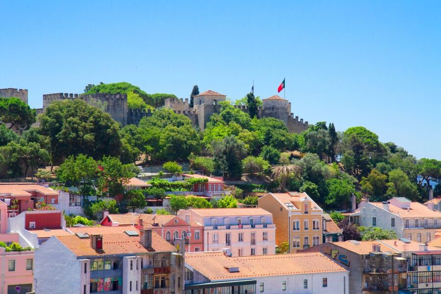 Lisbon: São Jorge Castle E-Ticket and Audio Guide - What the São Jorge Castle ticket really gives you