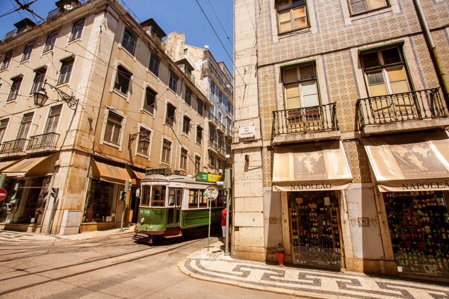 Lisbon: Segway Medieval Tour of Alfama and Mouraria - Key points to know before you book